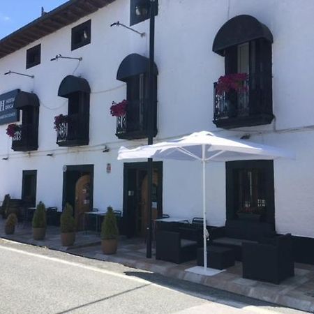 Hostal Rural Oricáin Екстериор снимка