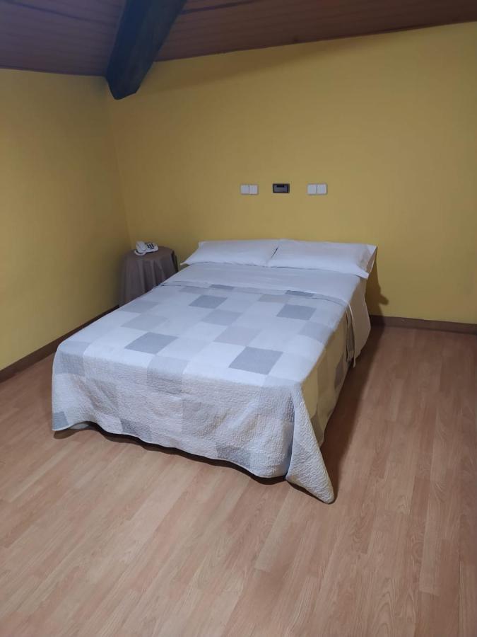 Hostal Rural Oricáin Екстериор снимка